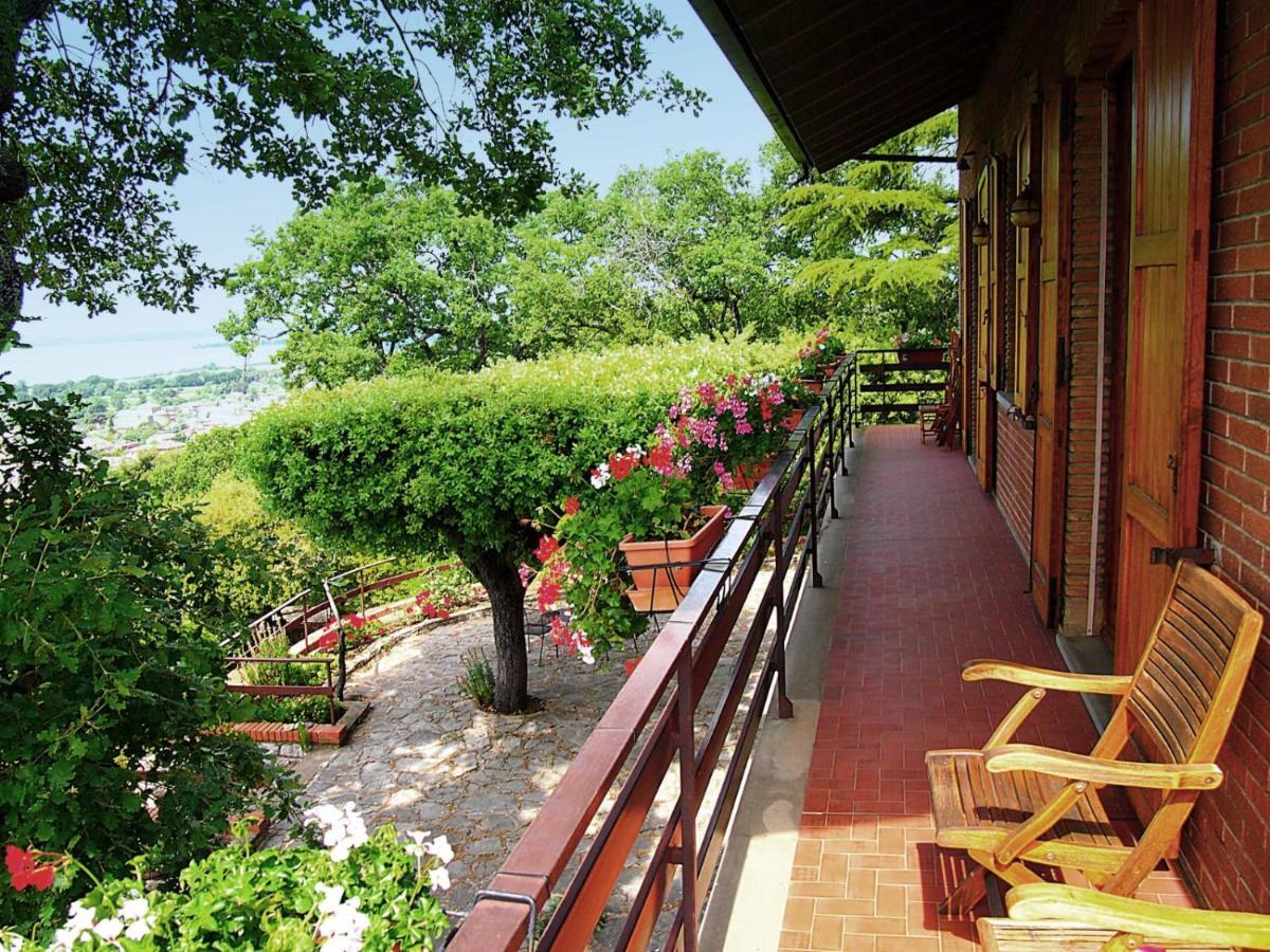 B&B Casa Sanni Пассіньяно-суль-Тразімено Екстер'єр фото